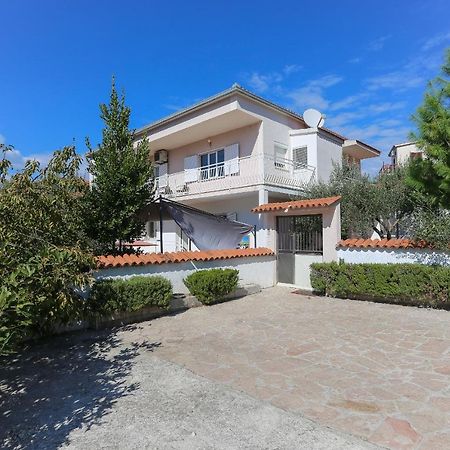 Casa Zorana-Alba Apartments Трогир Екстериор снимка