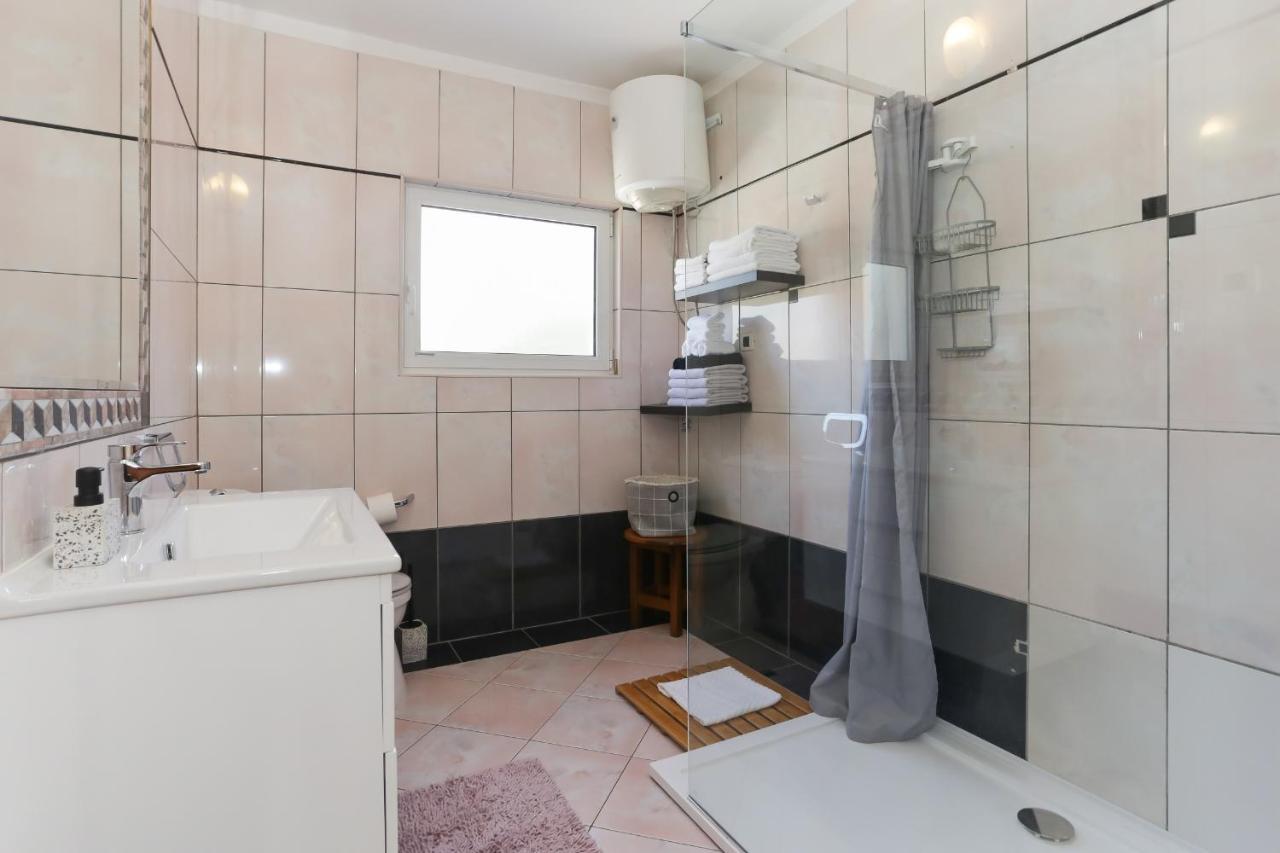 Casa Zorana-Alba Apartments Трогир Екстериор снимка